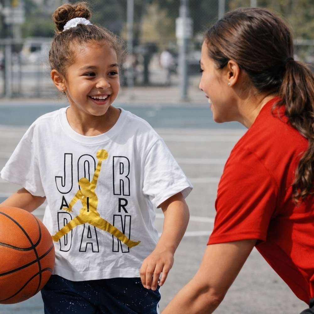 Jordan Tee Shirt Girls‎ Size Small New